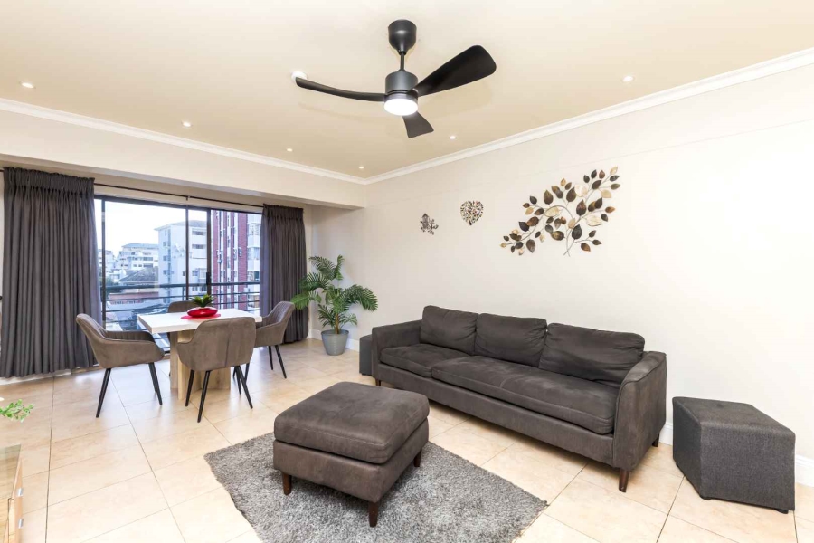 2 Bedroom Property for Sale in Sea Point Western Cape
